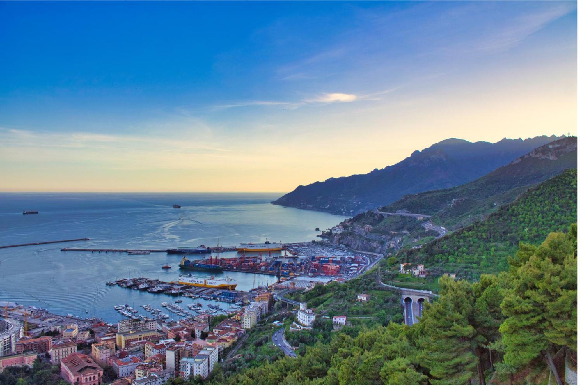 Mare Luna - Appartamento Nel Centro Storico Di Salerno Dış mekan fotoğraf